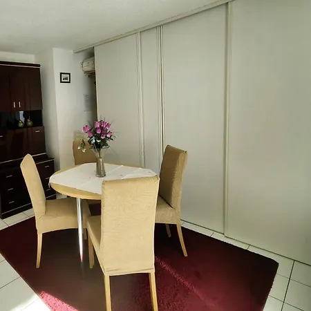 T2 Climatise Avec Piscine Et Parking Au Cap D'agde - Fr-1-607-52 Lejlighed