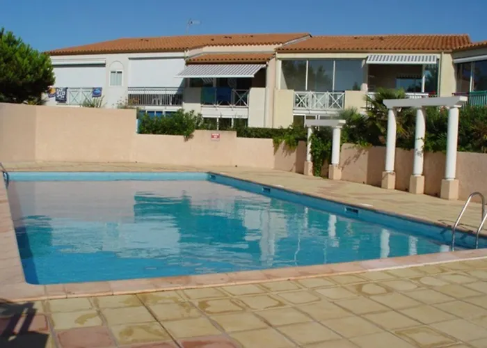T2 Climatise Avec Piscine Et Parking Au Cap D'agde - Fr-1-607-52 Apartmán Agde